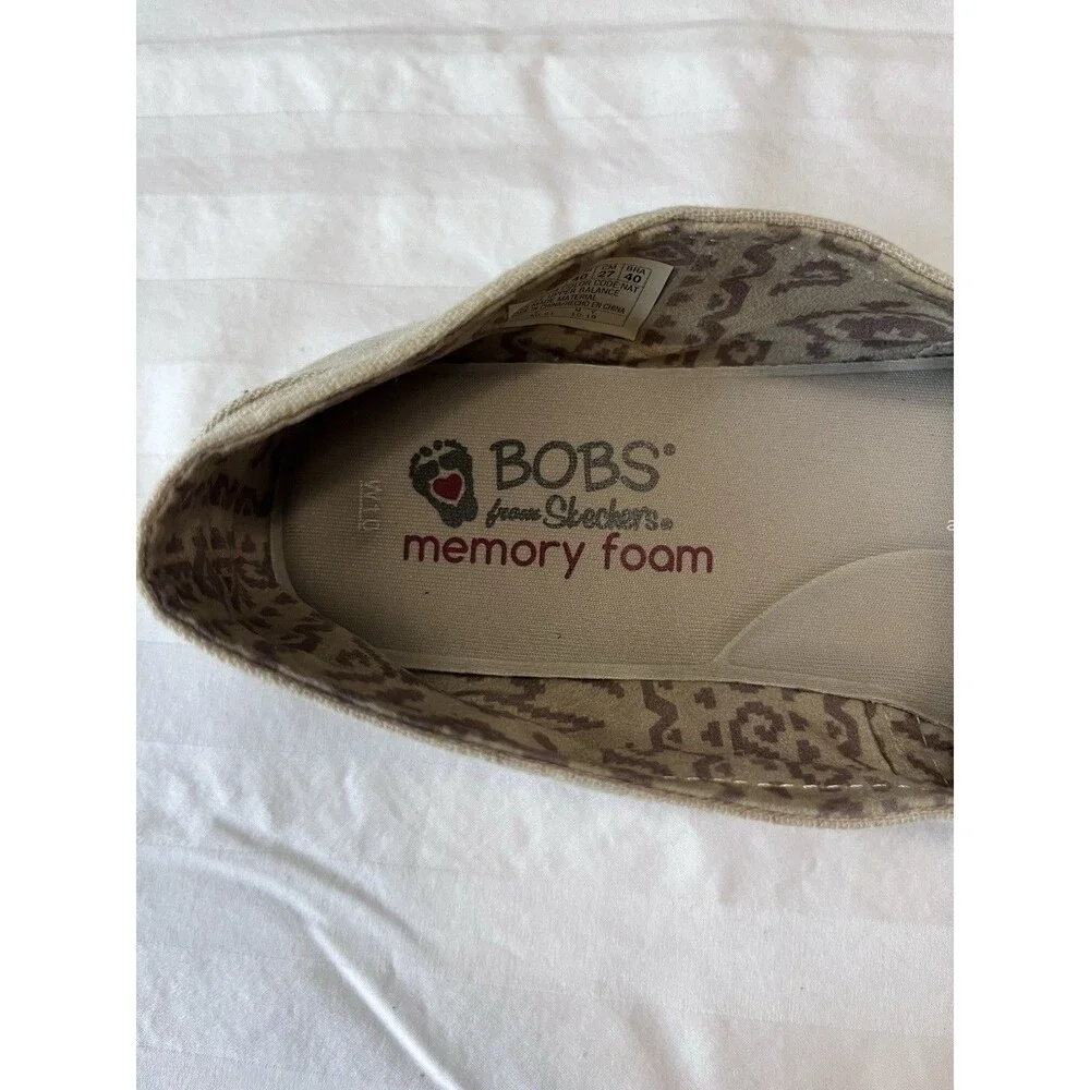 BOBS from Skechers Women's Plush Best Wishes Slip On Flats Natural Beige Size 10